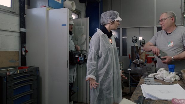 Emmanuelle Lainé. Incremental Self: Transparent Bodies