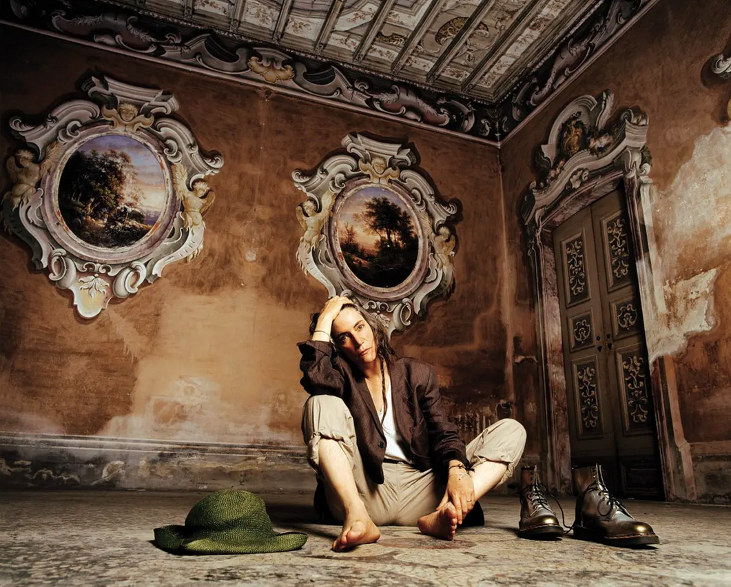 “REMAIN IN LIGHT”. GUIDO HARARI